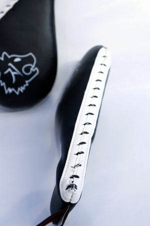 Zido hand target - single hand held kicking target